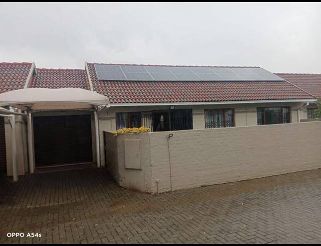 2 BEDROOM HOUSE FOR SALE IN VAALPARK